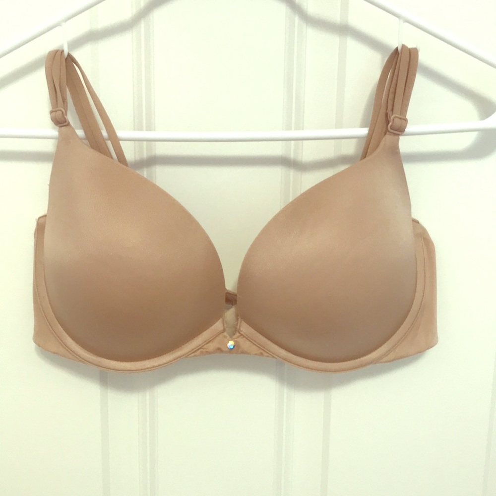 34D VS Push-up Bra